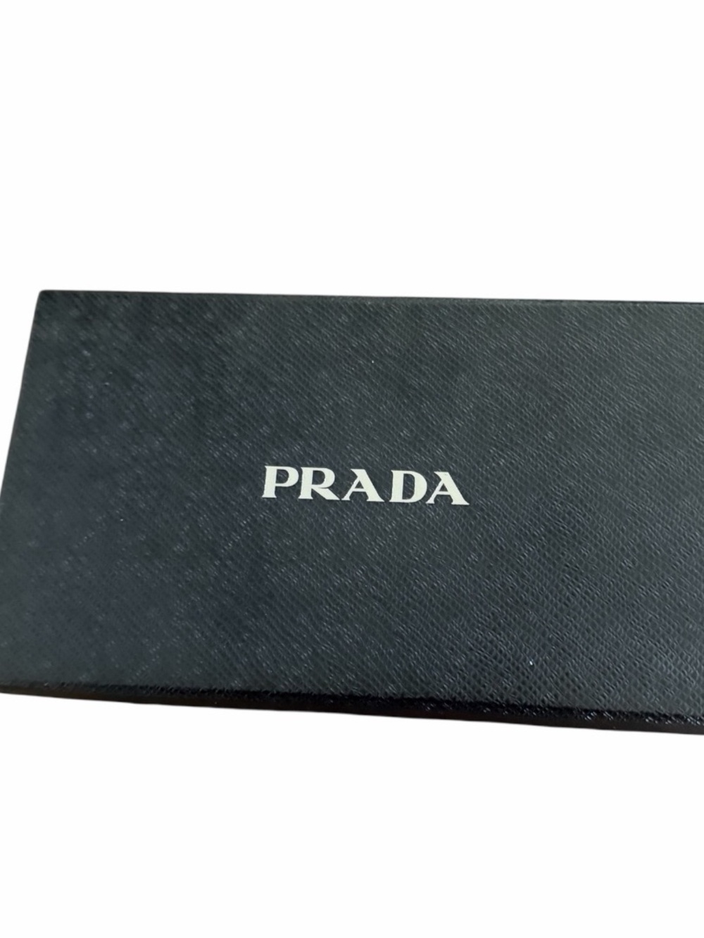 PRADA off-white Saffiano leather continental wallet in its original box Italy - Picture 6 of 11